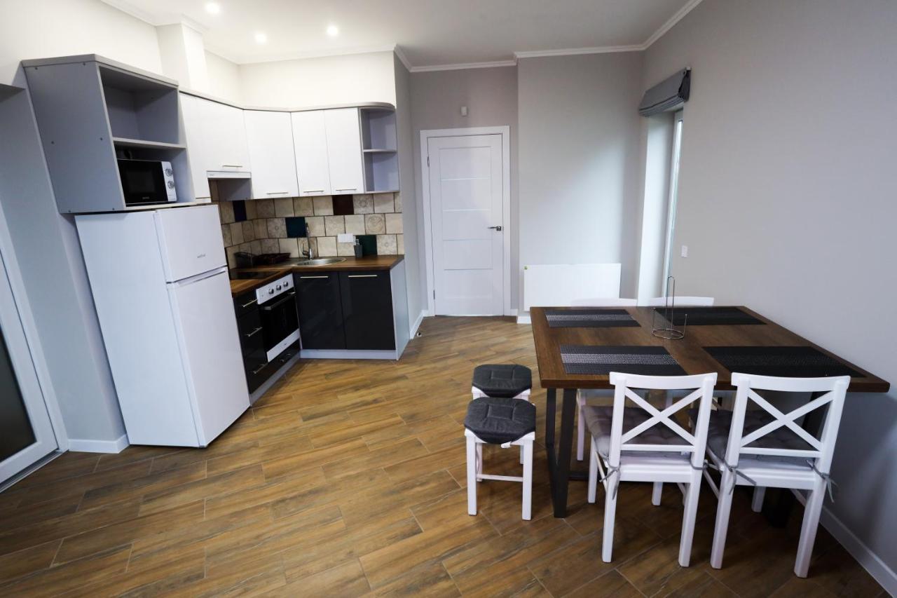 Apartments Ocheret Svitjaz Eksteriør bilde